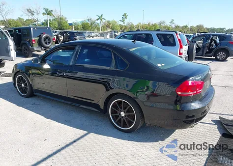 2013 Volkswagen Passat 2.5L S из США, поврежденный, VIN 1VWAP7A30DC070875